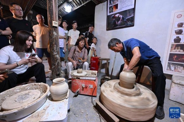 配资平台注册 图片故事丨福建周宁：百年制硋技艺的传承与新生